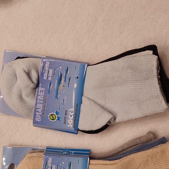 L1 BOYS NEW 6 PAIRS OF SOCKS ASSORTED COLORS BY SMARTSET FOR BABY BOYS SIZE 12M. - Picture 4 of 7